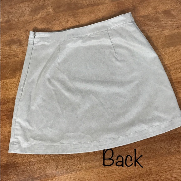 Abercrombie & Fitch Faux Suede Mini Skirt - Picture 2 of 4